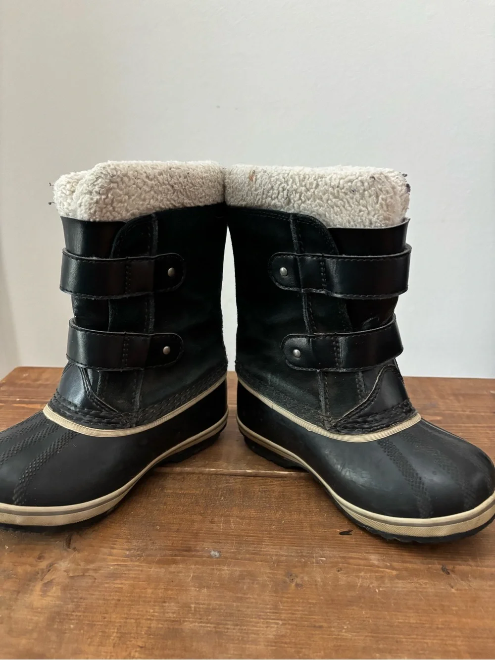 Sorel Kids Black Waterproof Winter Snow Boots Size 11